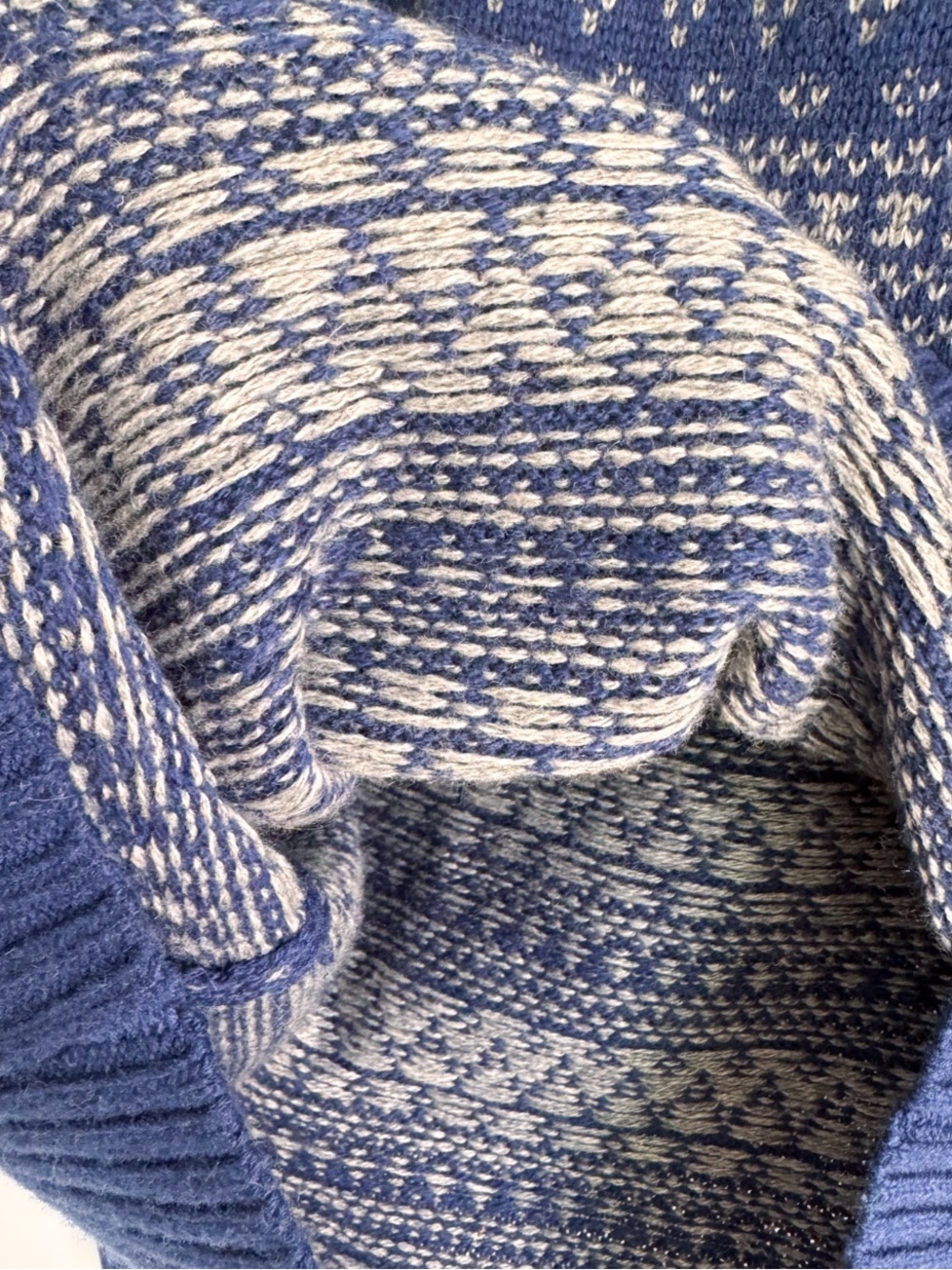 Roots Canada Wool Blend Fair Isle Knit Sweater Large Blue Grey Pullover L - Picture 6 of 8